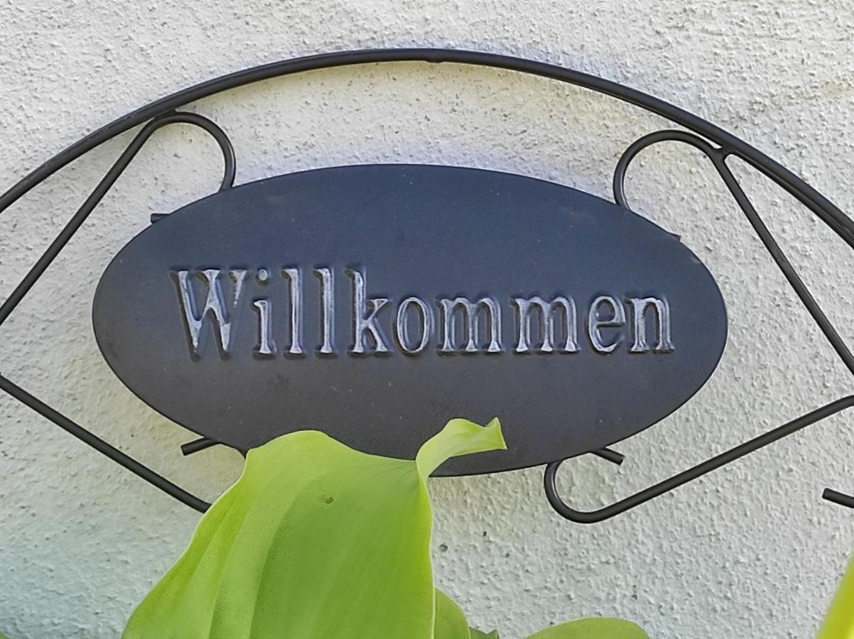 Ferienwohnung Am Hof Zwiefalten Екстериор снимка