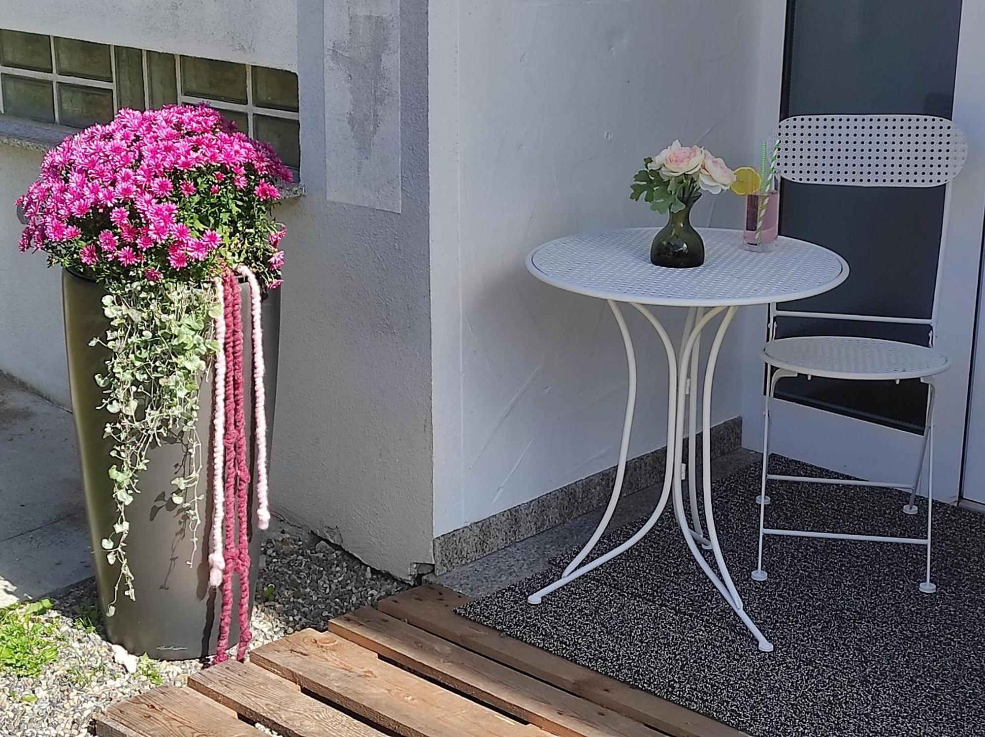 Ferienwohnung Am Hof Zwiefalten Екстериор снимка